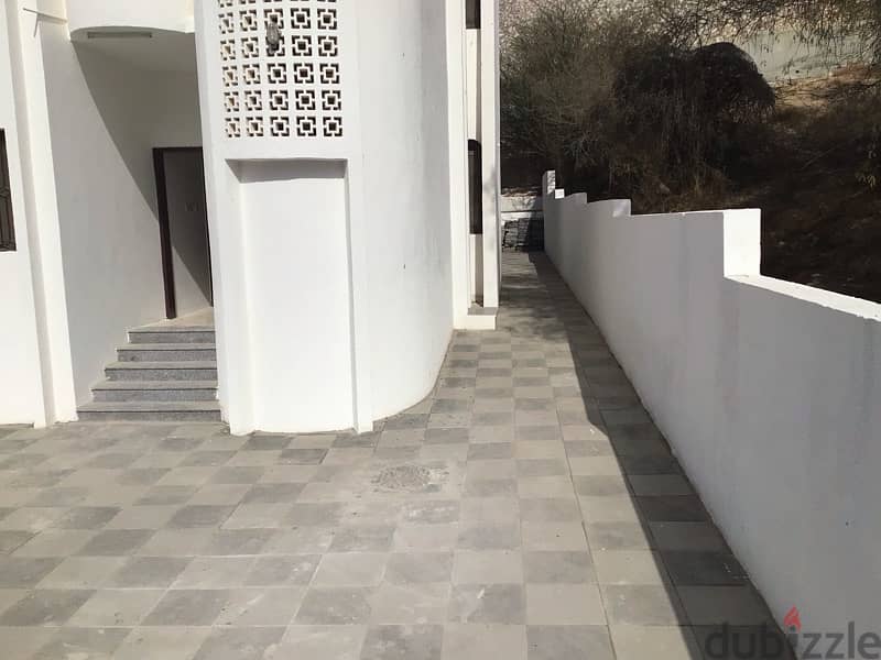 A spacious  3 bhk flat in Qurum near Mina Al fahal 1