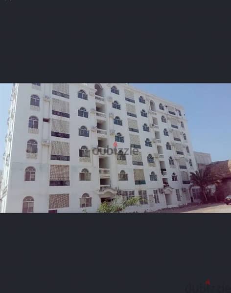 Commercial  1 bhk and 3 bhk flats available in Ruwi and darsait 0