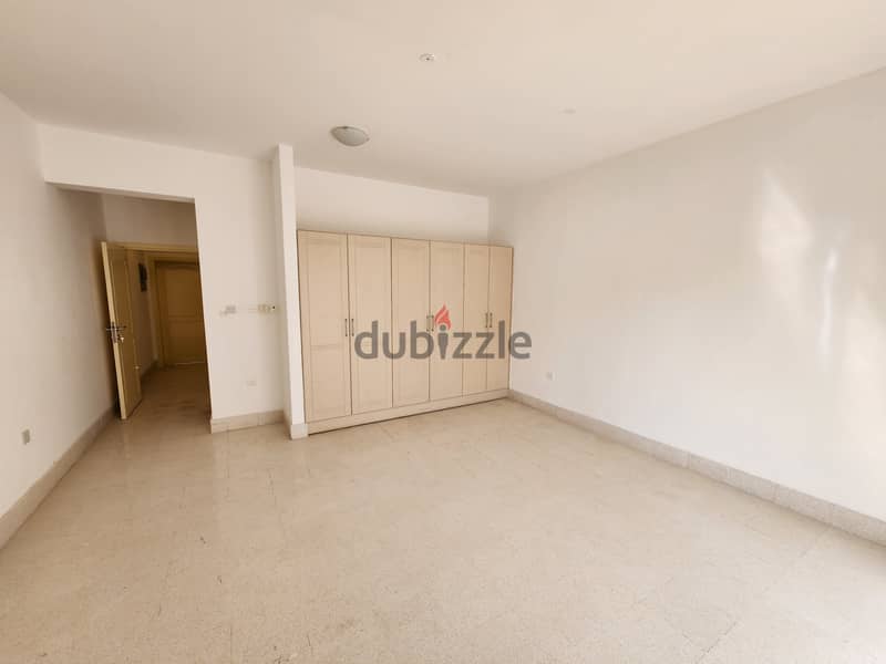 6AK6-3BHK Fanciful townhouse for rent located in Qurom 6