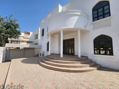 6AK8-Standalone 4bhk Villa for rent facing the beach in Qurom. فيلا مس