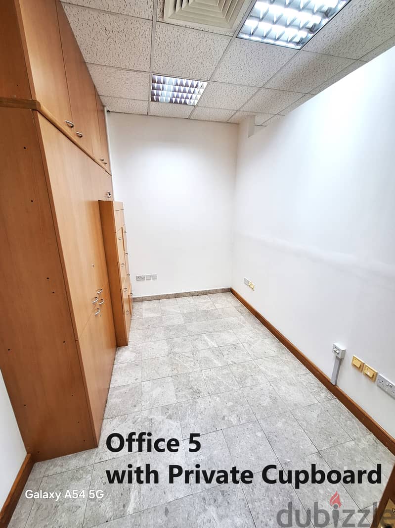 Branded offices for rent in the City of Madinat Sultan Qaboos 7