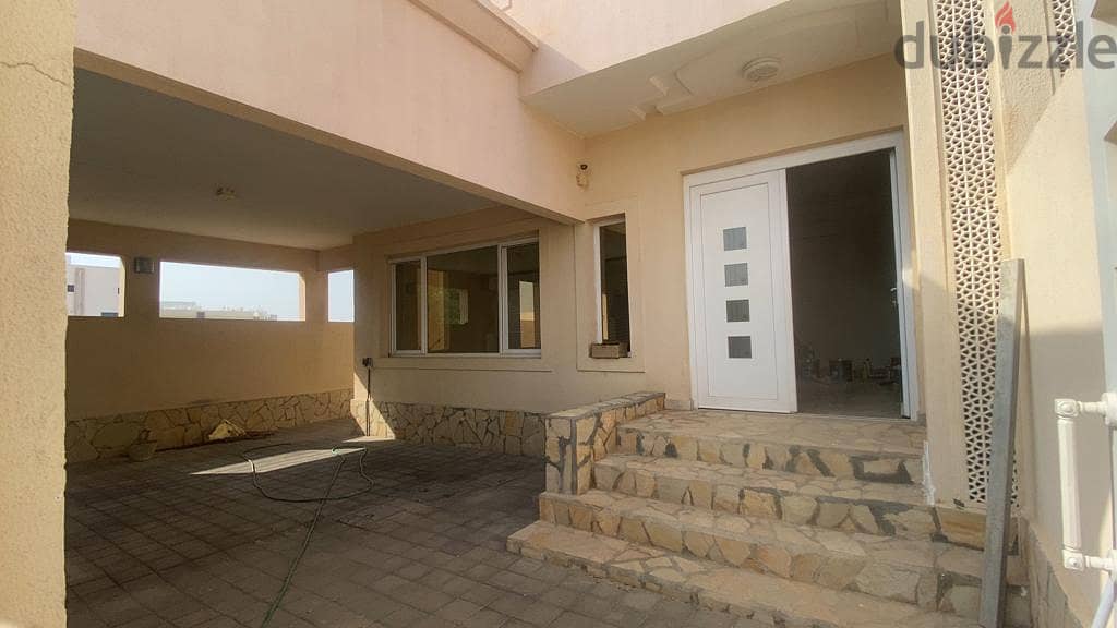 4AK7-spacious 4 BHK villa for rent located in Al Ansab 15