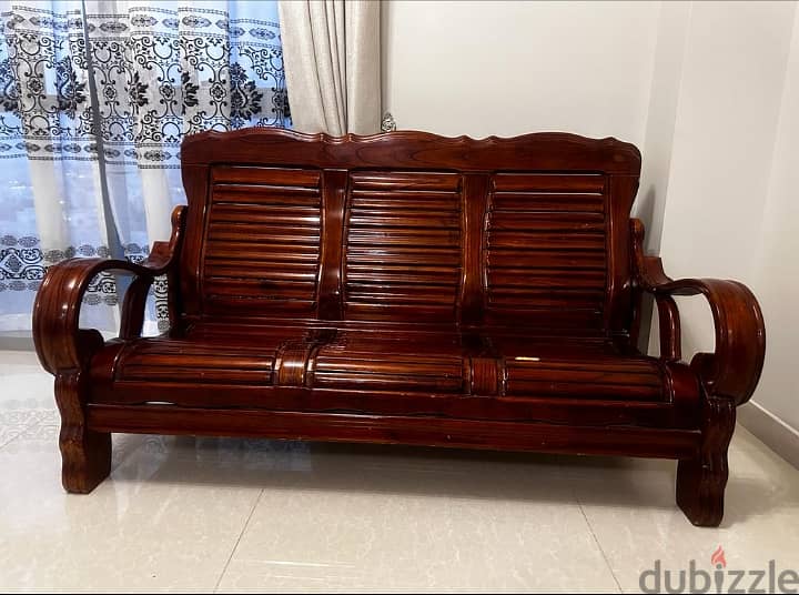 Exclusive wooden sofa set 2