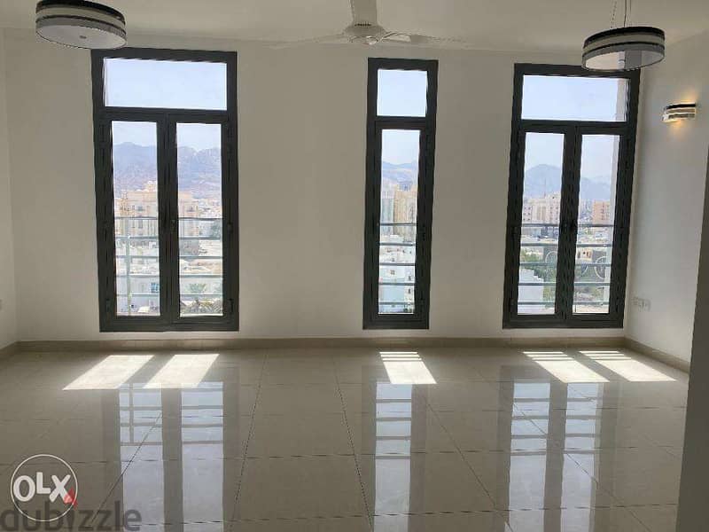 Amazing 2 bedroom flat for rent in Al Khuwair 5