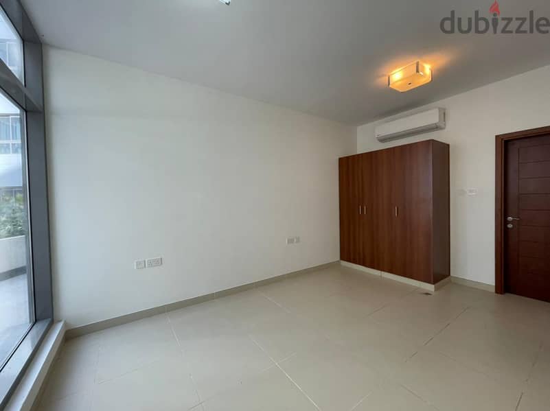 1 BR Apartment in The Links – Muscat Hills for Sale 6