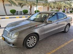 Local / Zawawi - Mercedes Benz E280 in extremely Immaculate Condition