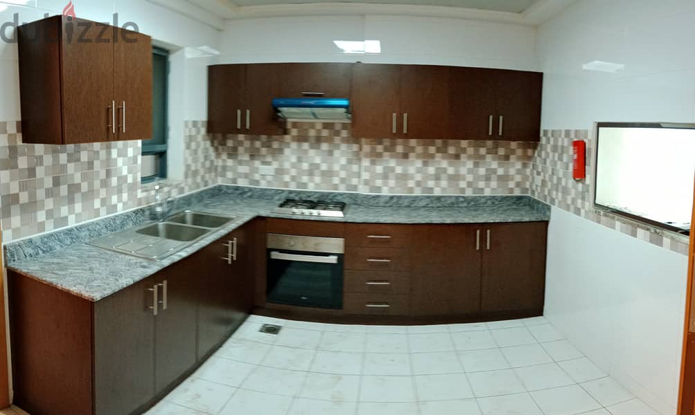 5AK6-Modern 2bhk flat for rent with sharing pool in Bousher شقة للايجا 9