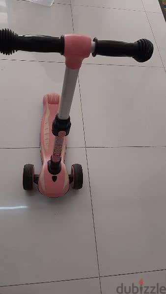kids scooty in perfect condition 1