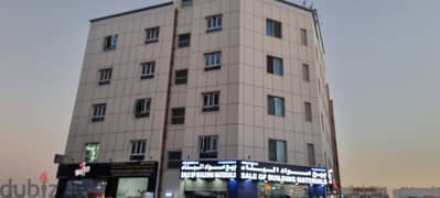 شقة للإيجار في الخوض السابعة بالقرب من مجمع العامري ومركز السيب الصحي