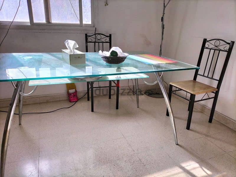 Glass dinning table 1