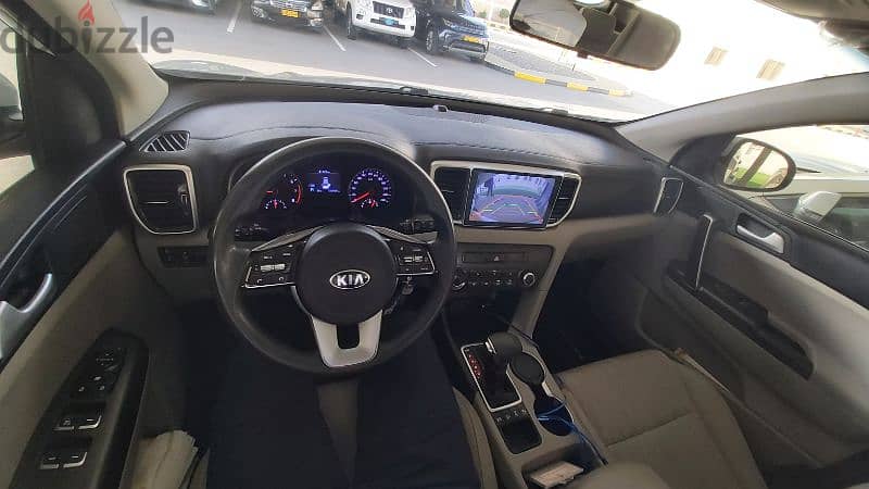 Kia Sportage 2.4 GDI Oman 2020 like new.  full history at KIA 16