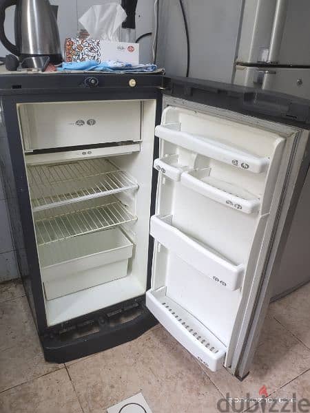 Godrej refrigerator 200 1