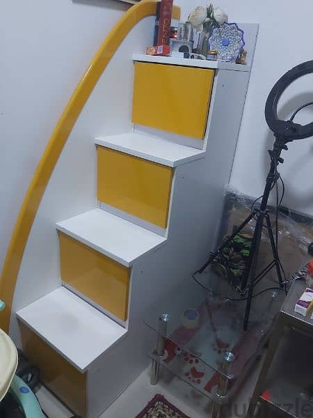 drawer cum showcase in nice ladder style 2