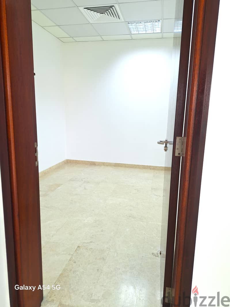 Branded offices for rent in the city at Madinat Sultan Qaboos 10