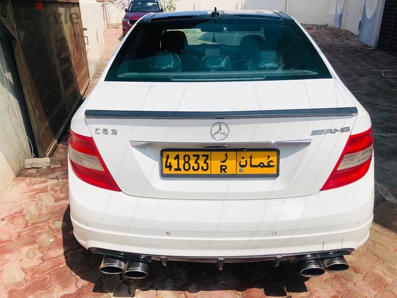 Benz amg c200 in excellent condition 7