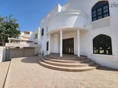 6AK8-Standalone 4bhk Villa for rent facing the beach in Qurom. فيلا مس 0