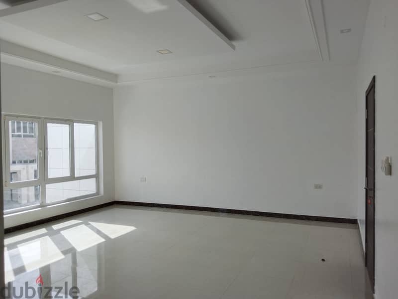 4AK5-Modern style 5bhk villa for rent in Ansab Heights. فيلا مكونة من 10