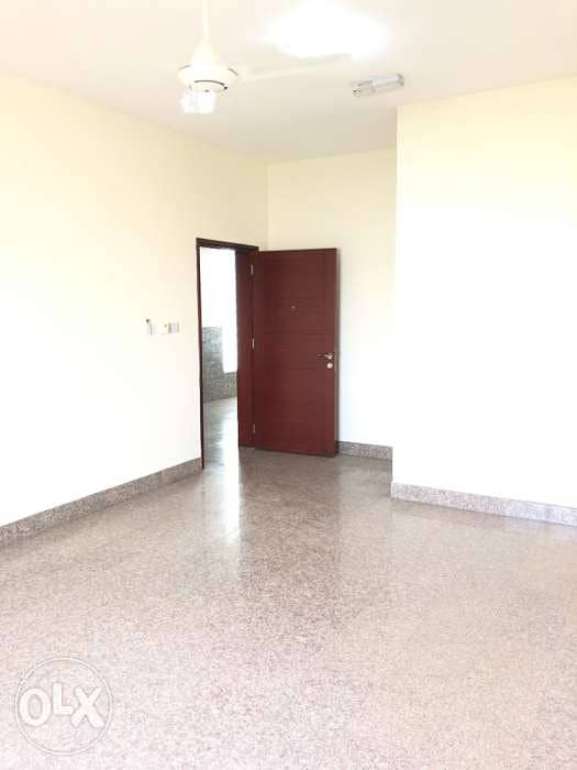 flats for rent Azaiba 2