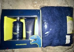 Towel+Body wash+ Shower gel from Lifestyle