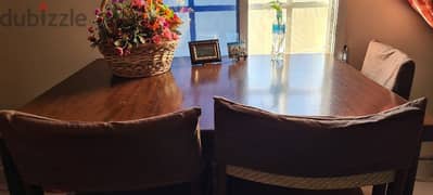 Dining Table(sides extendable)
