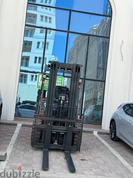 3 Ton Forklift daily and monthly rent 1