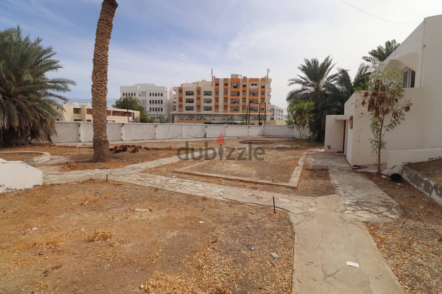 5 bedrooms Large plot Bait Al Falaj Villa for Sale 1