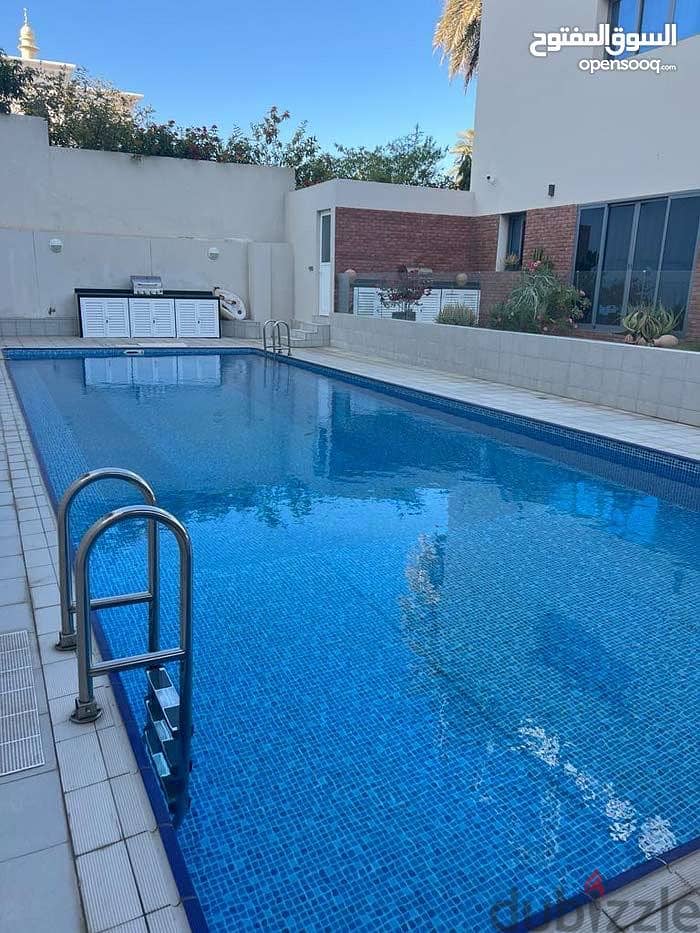 For rent modern villa in Al Qurum 2