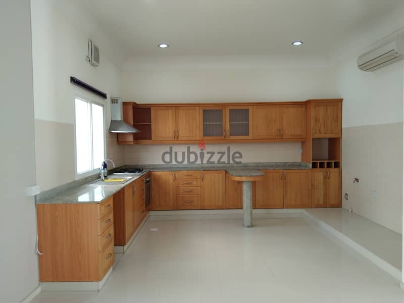 3Ak1-Modern style townhouse 4BHK villas for rent in Sultan Qaboos City 13