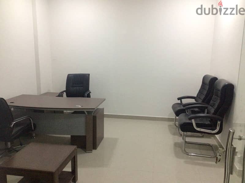 Commercial office space for rent in mumtaz area ruwi with Wi-Fi 1