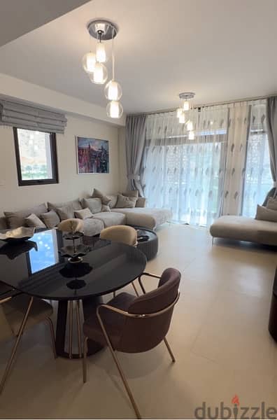 Luxurious fully furnished 02 bedrooms apartment in Muscat Bay 15