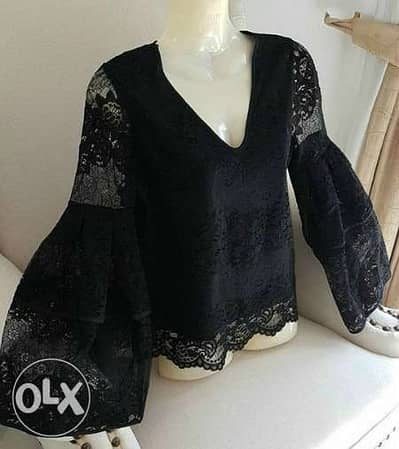 size medium lace brand new tops each 5 OR