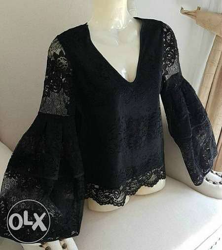 size medium lace brand new tops each 5 OR 0