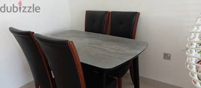 Dinning table with 4 chairs