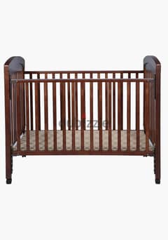 Baby Crib with Medical Matress -  سرير طفل مع فرشة طبية بحالة جديدة