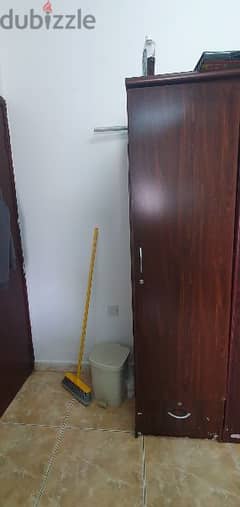 single door cupboard 0