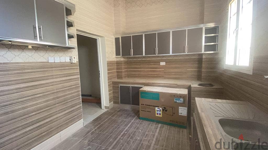 2AK5-Elegant 3+1 Bedroom flats for rent in Ghobra near Sultan Qaboos S 9