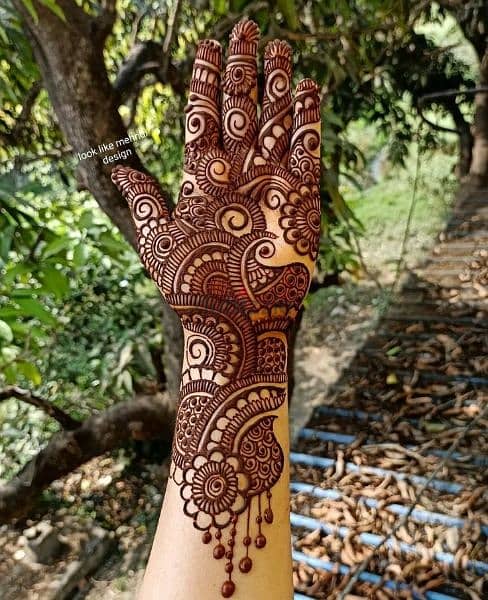Henna Designer- Your dream designs in your hand for reasonable price 12