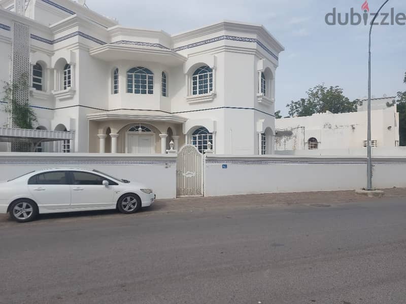 5 BHK villa for rent in Al-Gubara South 0
