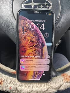 iPhone XS in excellent condition 0