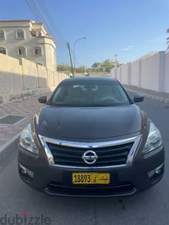 2015 Nissan Altima2.5in excellent condition