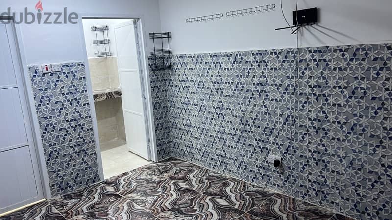 Room for rent in al hail north غرفه للايجار في الحيل الشماليه 6