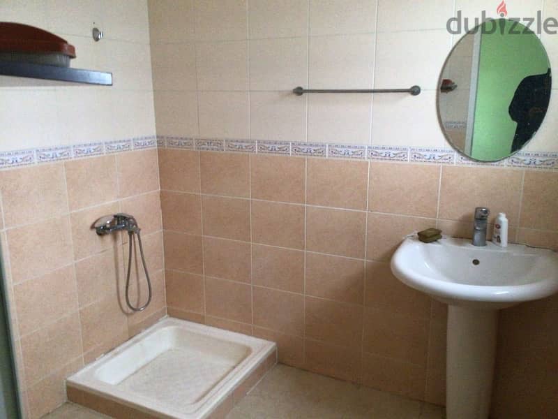 spacious 2 bhk flat for rent in wadi kabir shell pump for bachelors 6