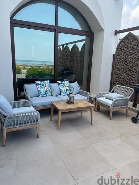 2 Bedrooms Sea View Villa Jebel Sifah | فيلا غرفتين على البحر جبل سيفة 4
