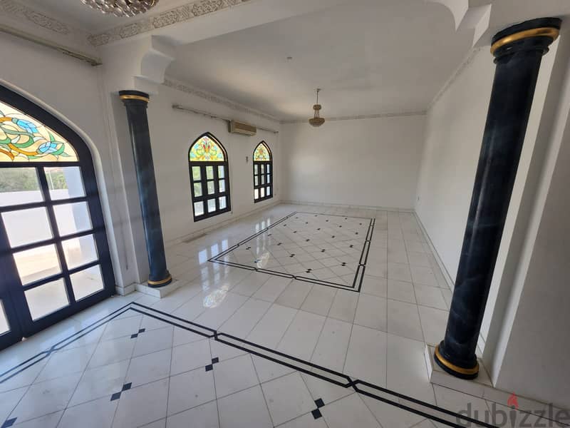 6AK8-Standalone 4bhk Villa for rent facing the beach in Qurom. فيلا مس 6