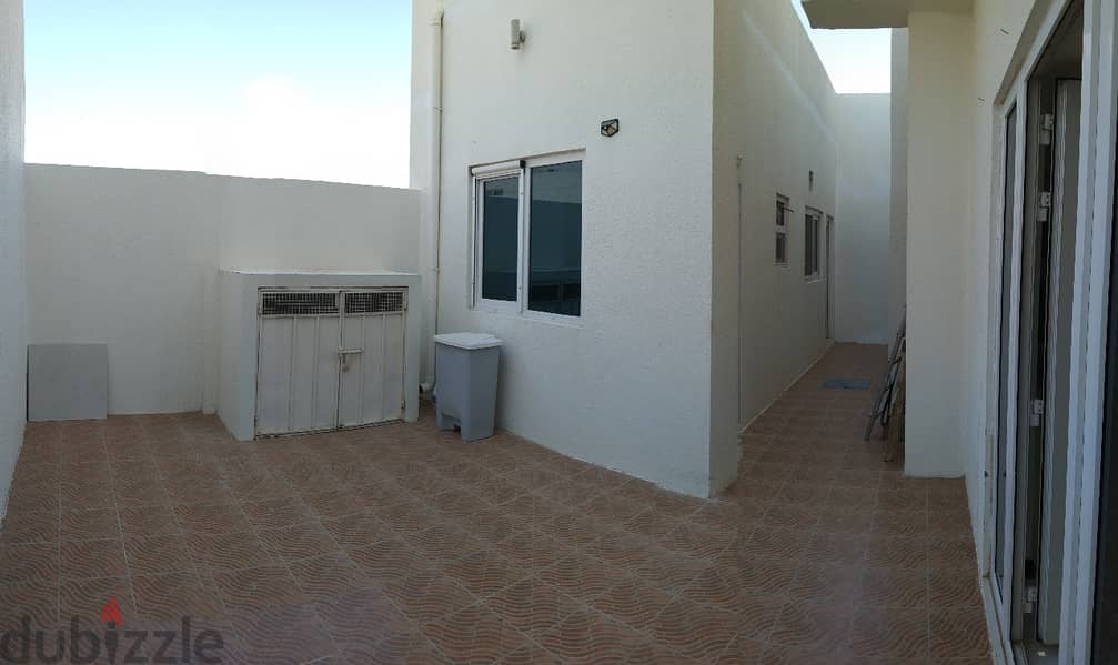 4AK5-Modern style 5bhk villa for rent in Ansab Heights. فيلا مكونة من 8