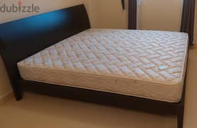 Sale Date 30-03-3024 Best quality King Size Bed with matress and side