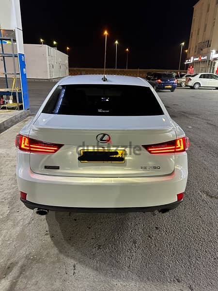 لكزس Is250F sport 2