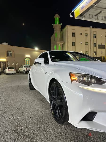 لكزس Is250F sport 14