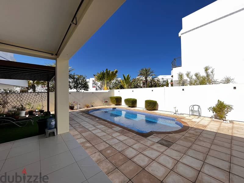 5 + 1 BR Fantastic Villa with Private Pool for Rent – Al Mouj 10