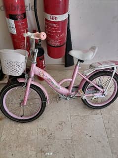 girl cycle very good working condition